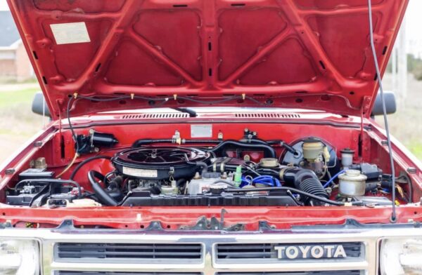 1987 Toyota Pickup 4×4 - Image 8