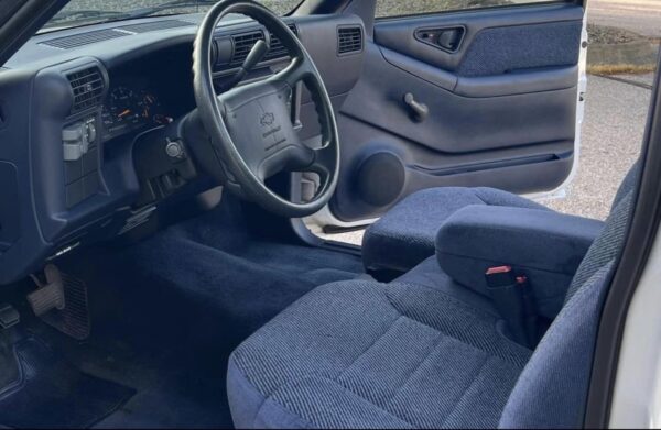 1996 Chevrolet S-10 LS - Image 4