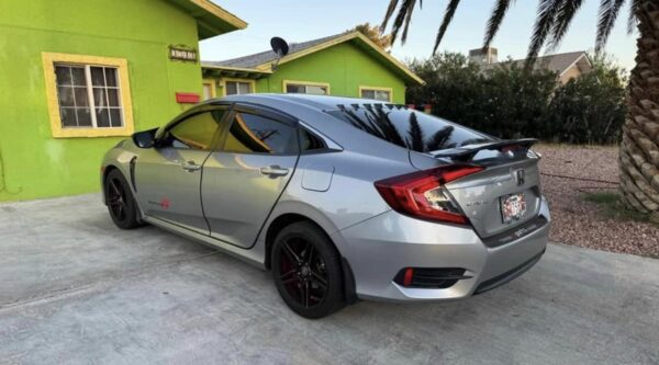 2017 Honda Civic • EX-L Sedan 4D - Image 9