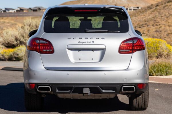 2012 Porsche Cayenne S - Image 3