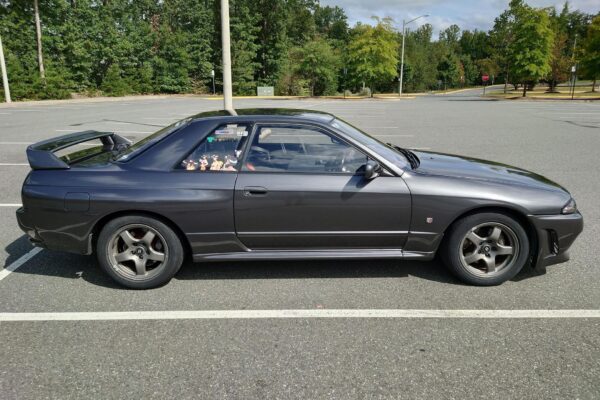 1990 Nissan Skyline GT-R - Image 10