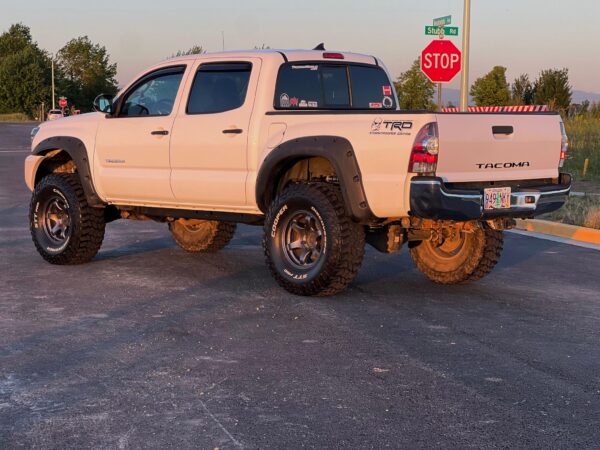 2012 Toyota Tacoma TRD Off-Road Double Cab 4x4 - Image 8