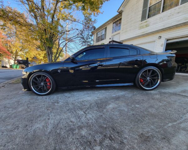 2015 Dodge Charger SRT Hellcat - Image 11