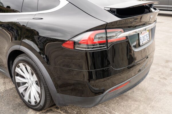 2020 Tesla Model X Long Range Plus - Image 24