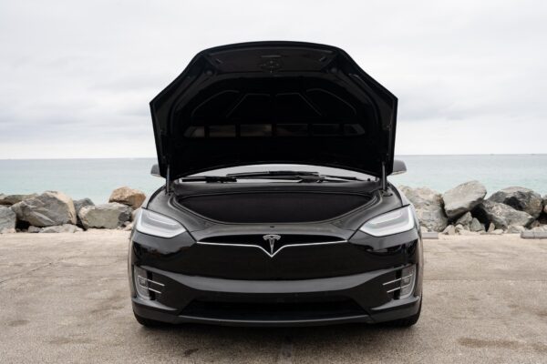 2020 Tesla Model X Long Range Plus - Image 14