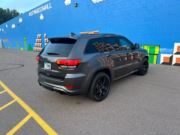 2018 Jeep Grand Cherokee Trackhawk - Image 19