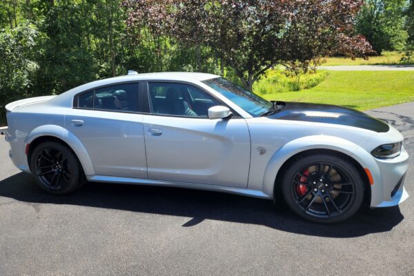 2021 Dodge Charger SRT Hellcat Widebody - Image 18