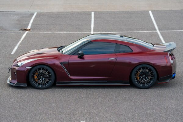 2009 Nissan GT-R - Image 8