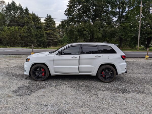 2017 Jeep Grand Cherokee SRT - Image 3