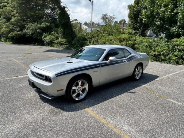 2010 Dodge Challenger R/T - Image 8