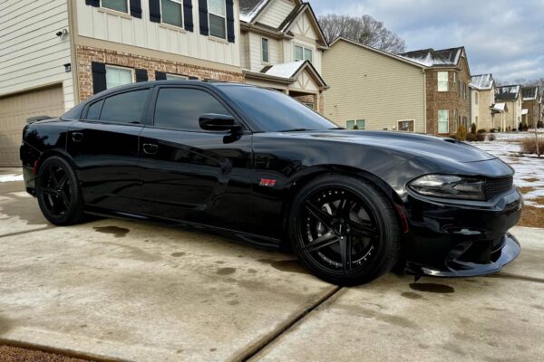 2018 Dodge Charger R/T Scat Pack - Image 3