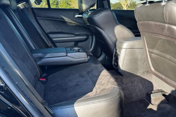 2018 Dodge Charger R/T Scat Pack - Image 14