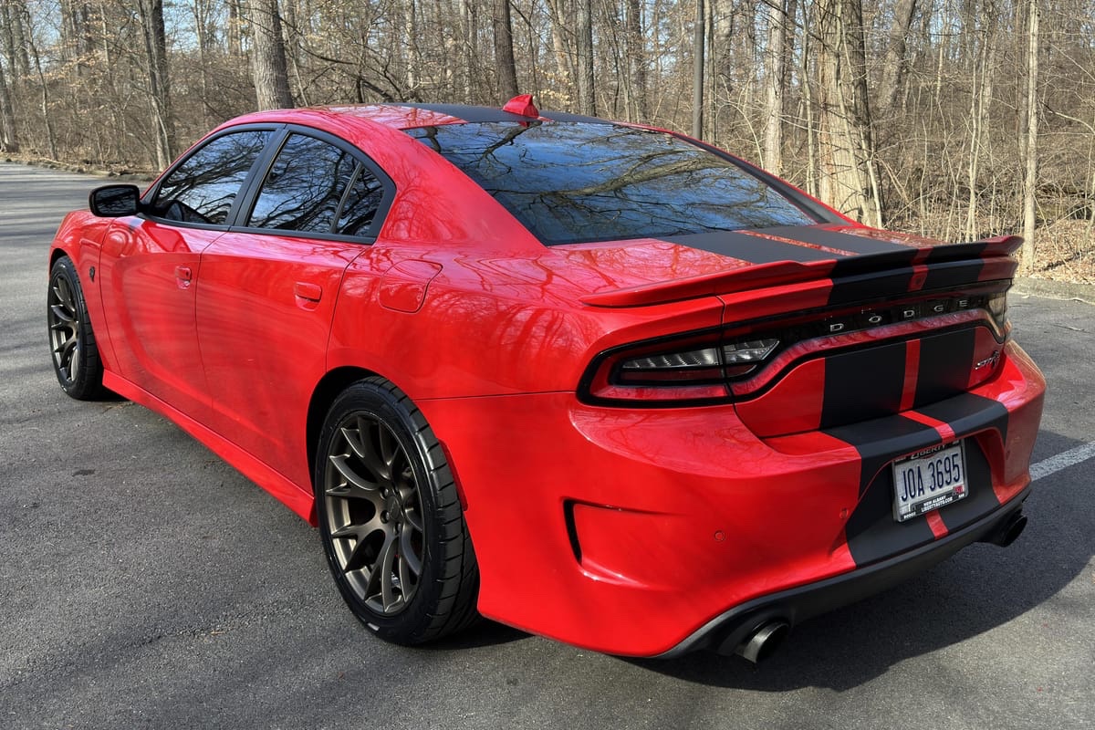 2017 Dodge Charger SRT Hellcat - Image 4