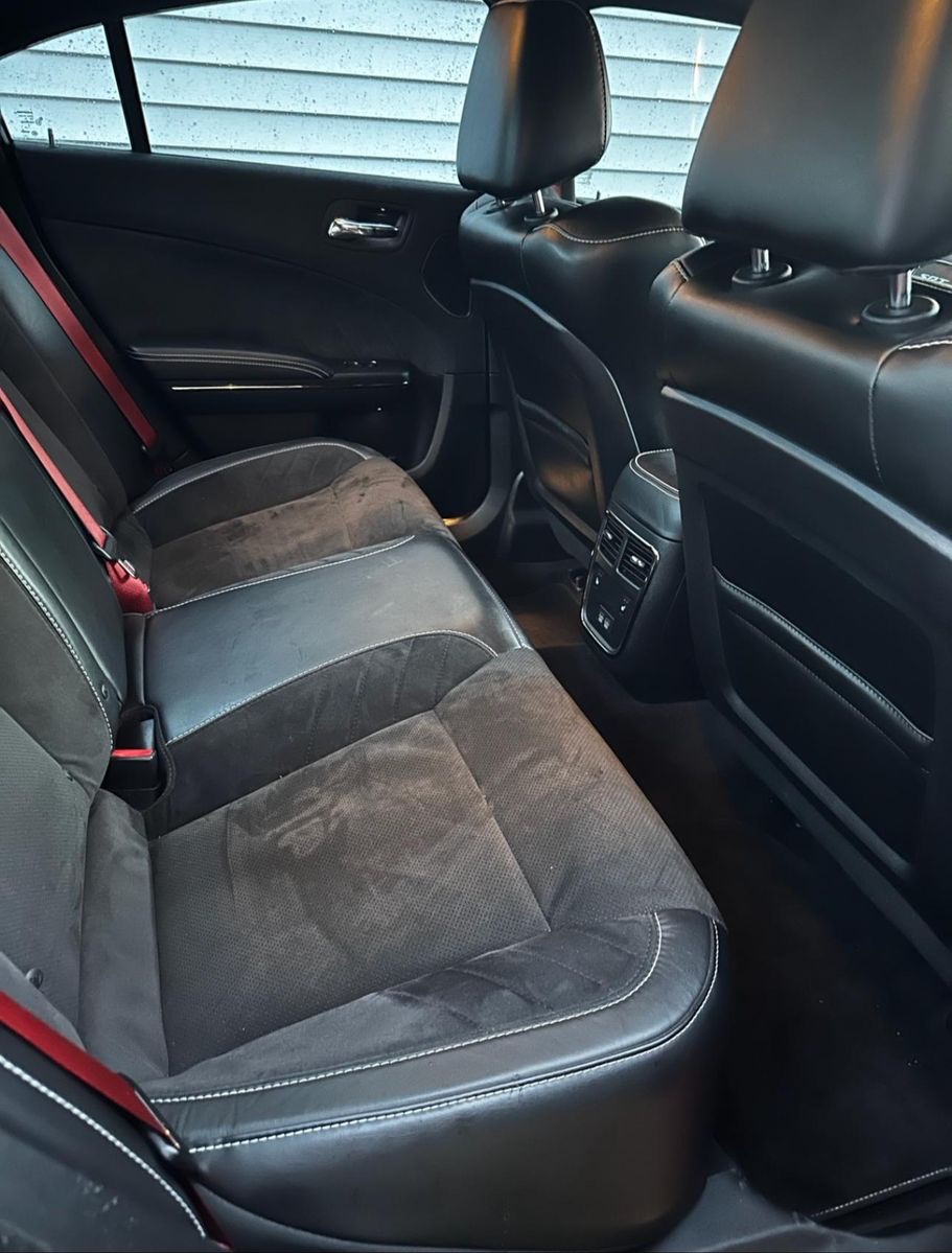 2017 Dodge Charger SRT Hellcat - Image 22